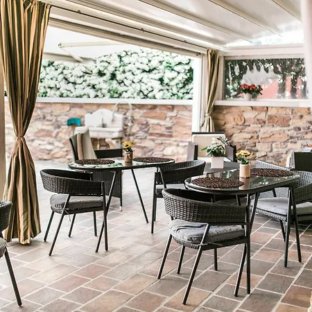 B&B Bardolino Отель 3*